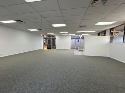 10-12 Torquay Road, Pialba, QLD 4655, Australia