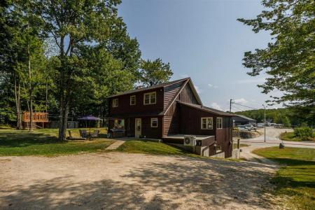 4301  Route 112, Ascot Corner, 魁北克省 J0B 1A0, 加拿大