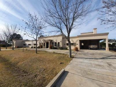 AV JUAN PABLO II S/N, San Vicente, GBA Sur 00001, Argentina