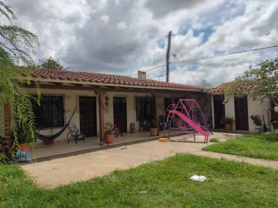 Avenida bolivia, entre 7mo - 8vo anillo de la zona sur , Sur, Santa Cruz 0000, Bolivia