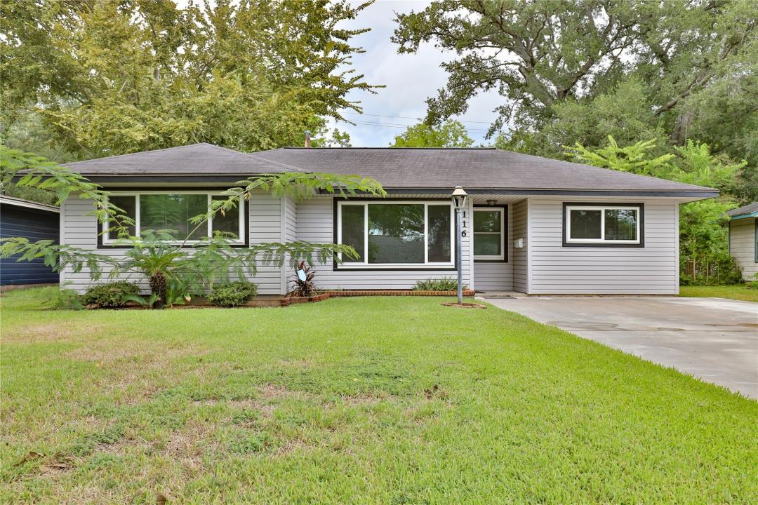 116 Cypress Street, Lake Jackson, تكساس 77566, الولايات المتحدة