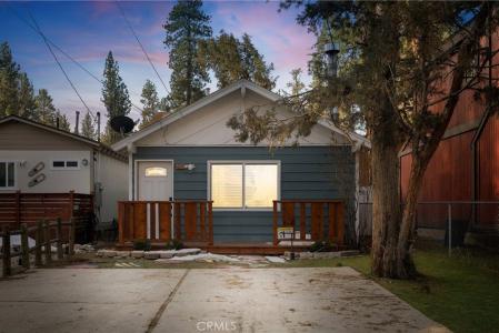 906 W Aeroplane Boulevard, Big Bear City, 加利福尼亚州 92314, 美国