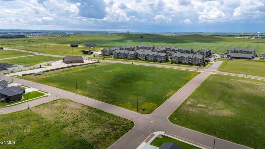 000 State Avenue, Dickinson, Dakota Do Norte 58601, Estados Unidos