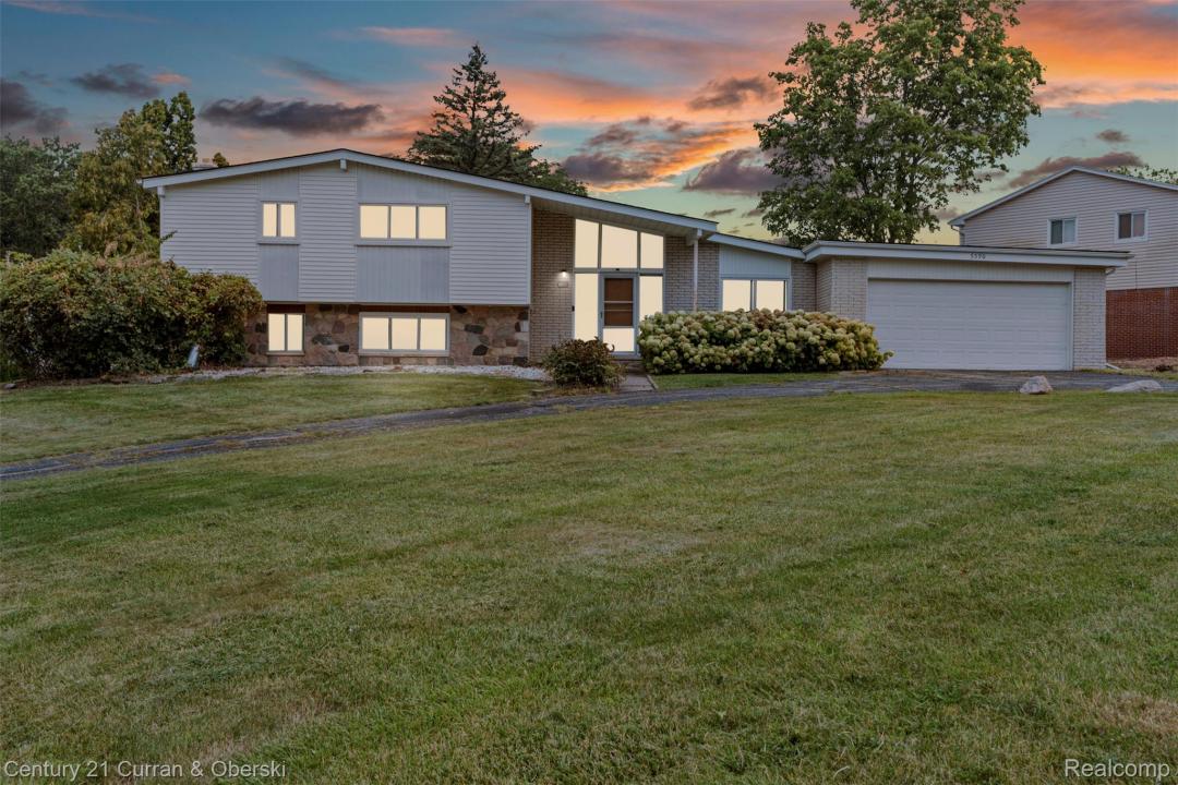 5590 Pembury Ln, West Bloomfield Charter Township, 密西根州 48322, 美國