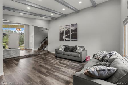 5590 Pembury Ln, West Bloomfield Charter Township, 密西根州 48322, 美國