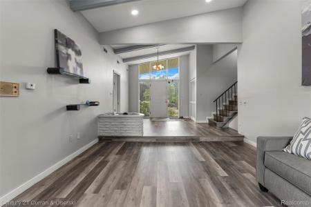 5590 Pembury Ln, West Bloomfield Charter Township, 密西根州 48322, 美國