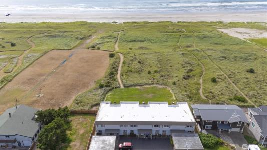 33617 G St, Ocean Park, Washington 98640, USA