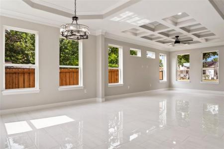 3102 Chicago Street, Dallas, Texas 75212, HOA KỲ