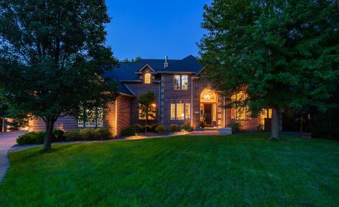 605 Oakwood Place, Polk City, Iowa 50226