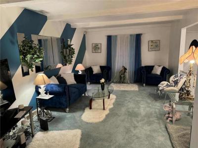 1218 Woodlawn Dr, Charleston, 伊利诺斯州 61920, 美国