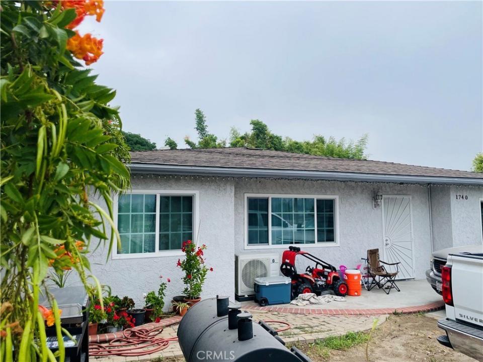 1740 S Garey Avenue, Pomona, California 91766