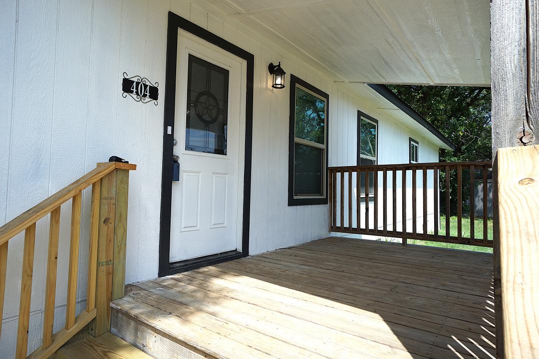 404 Church Street, Ector, Texas 75439