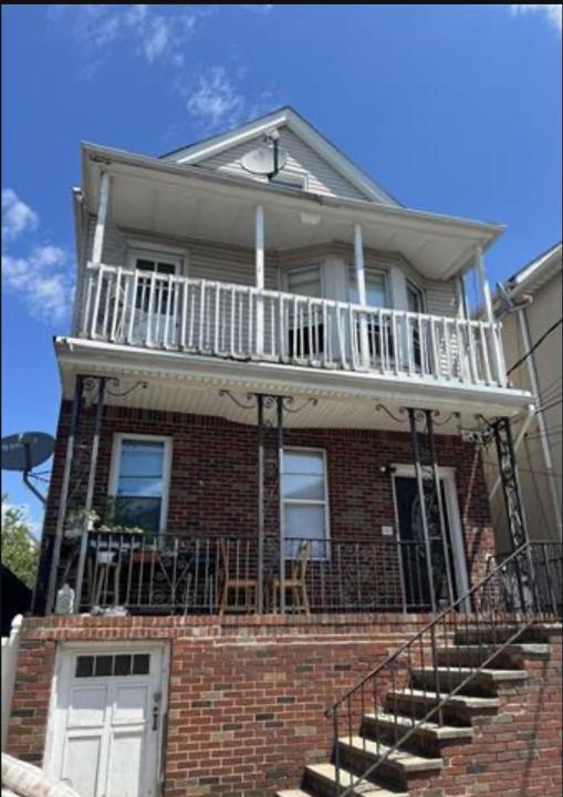 133 West 20th St, Bayonne, ニュージャージー 07002, アメリカ合衆国