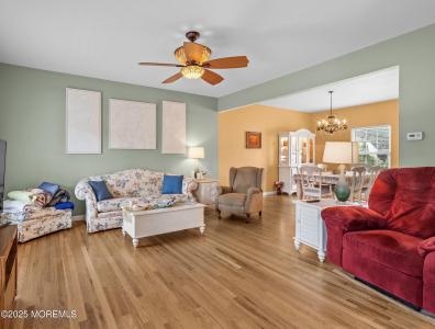 352 Halliard Avenue, Beachwood, New Jersey 08722