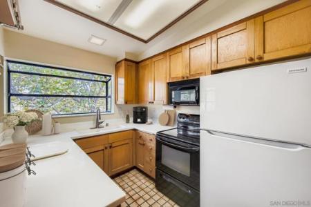 8840 Villa La Jolla Dr , 304, La Jolla, Californie 92037, États-Unis