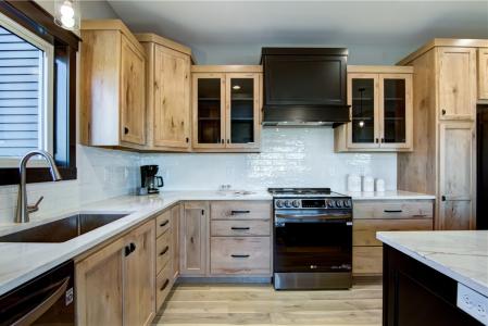 18044 22nd Avenue, Chippewa Falls, 威斯康辛州 54729, 美國