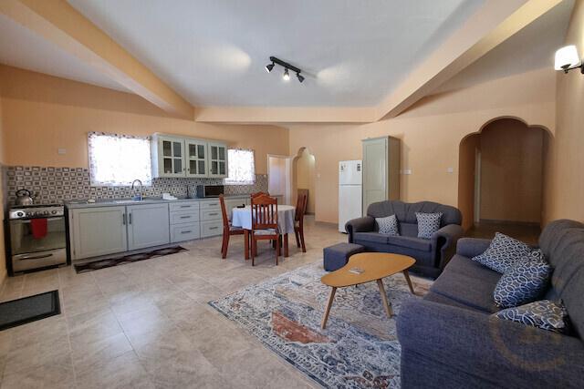 Large 1BD Un, Sun Leisure Apartments, Dr. Grooms Point Salines, Point Salines, St.George West Indies, Grenada