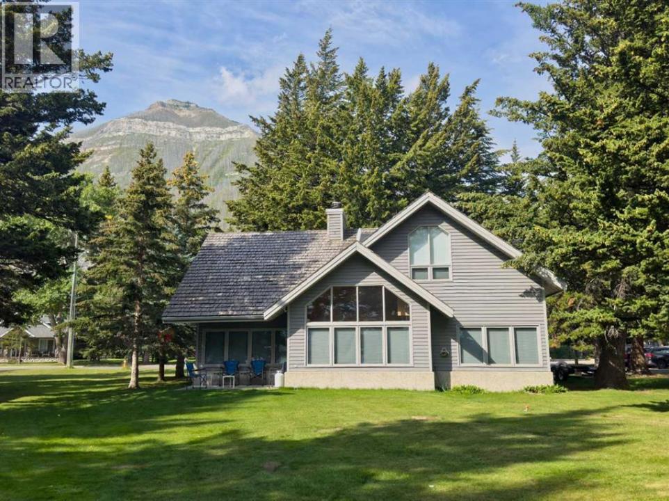 107 MOUNT VIEW, Waterton Park, Alberta T0K 2M0, Canada