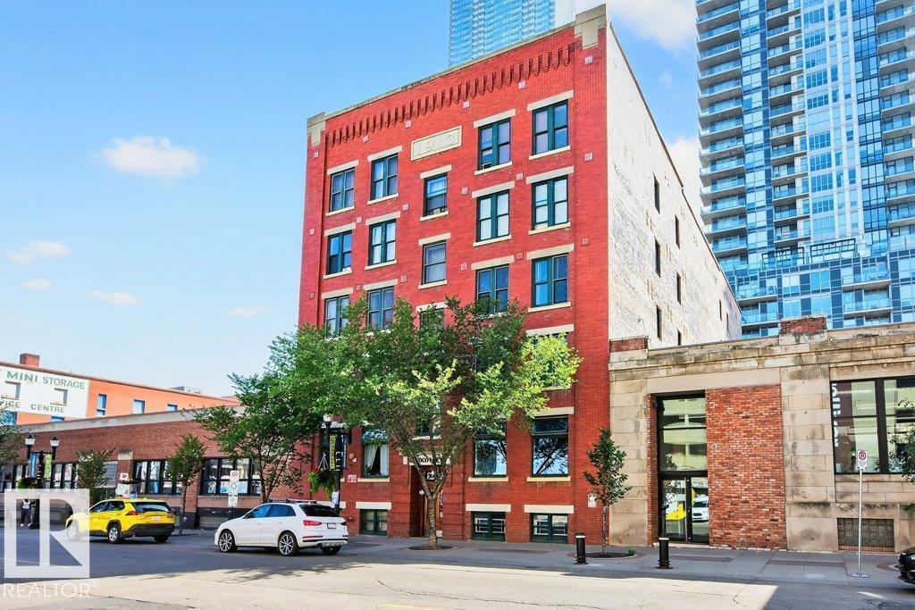 #403 10249 104 ST NW, Edmonton, Alberta T5J 1B1, Canada