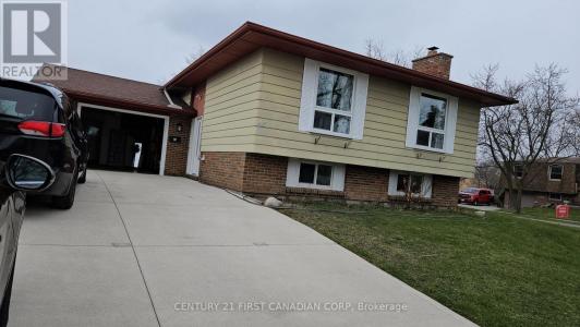 45 LOCUST CRESCENT, London South (south X), Ontario N6E 2K1, Canadá