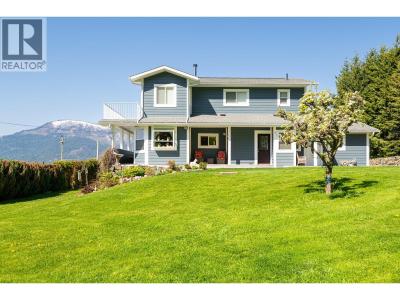 5650 BATHIE ROAD, Wynndel, British Columbia V0B 2N2, Canada