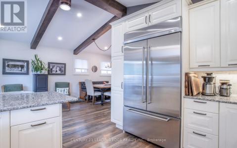 12 BALSON BOULEVARD, Whitchurch-Stouffville-, Ontario L4A 2Y3, Canada