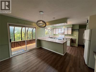 532 6TH. AVENUE NORTH, Creston, 不列颠哥伦比亚省 V0B 1G0, 加拿大