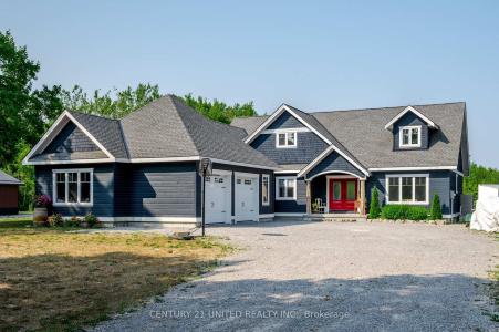 142 HICKORY BEACH ROAD, Kawartha Lakes, Ontario K0M 1N0, Canada