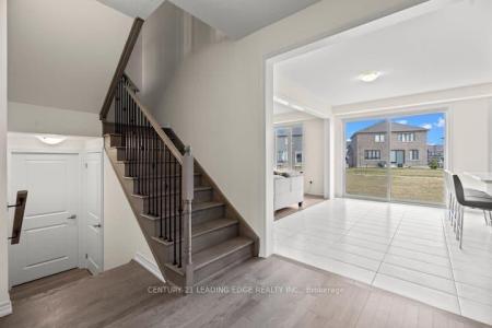 165 ROSANNE CIRCLE, Wasaga Beach, Ontario L9Z 0N1, Canadá