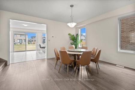 165 ROSANNE CIRCLE, Wasaga Beach, Ontario L9Z 0N1, Canadá