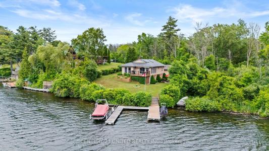 210 THOMPSON ROAD, Otonabee-south Monaghan, Ontario K9J 6X8, Canadá