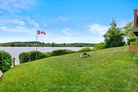 210 THOMPSON ROAD, Otonabee-south Monaghan, Ontario K9J 6X8, Canadá