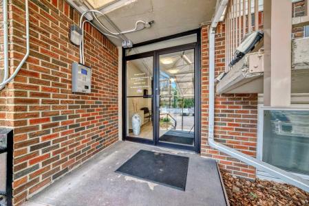 3420 50 STREET NW, Calgary, Alberta T3A 2E1, Kanada