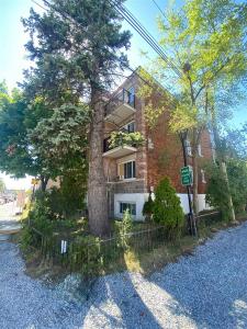 4245 Rue Bélanger, Montréal (Villeray/Saint-Michel/Parc-Extension), 魁北克省 H1T 1A4, 加拿大