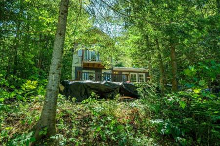 67  Ch. du Geai-Bleu N., Saint-Adolphe-d'Howard, Quebec J0T 2B0, Canadá