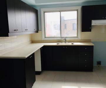 296-302  Boul. Alexis-Nihon, Montréal (Saint-Laurent), 퀘벡주 H4M 2A3, 캐나다