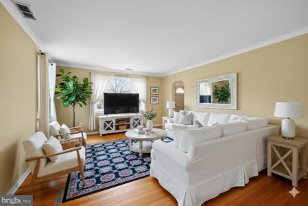 57 S Terrace Avenue, Maple Shade, New Jersey 08052, USA