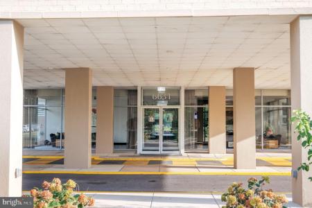 6631 Wakefield Drive , 106, Alexandria, Virginia 22307