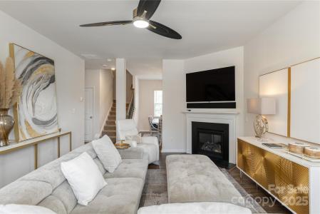 182 Marathon Lane, Candler, צפון קרוליינה 28715, ארצות הברית של אמריקה 