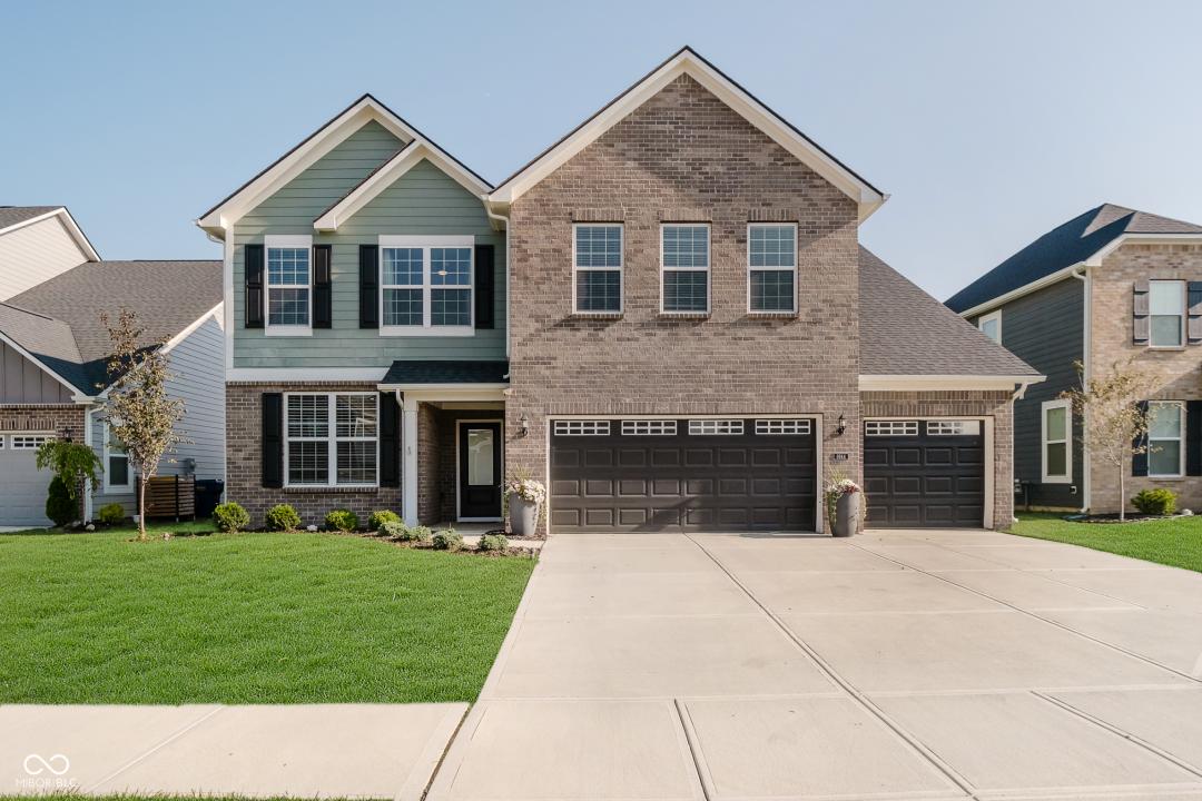 6944 Oakcrest Drive, Mccordsville, Indiana 46055
