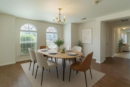 317 Quail Run Road, Red Oak, Texas 75154, USA