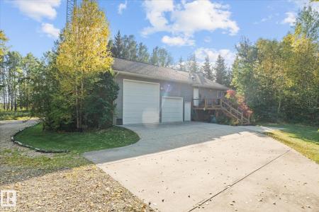 8316 HWY 16A, Rural Yellowhead, 阿尔伯塔 T0E 0T0, 加拿大