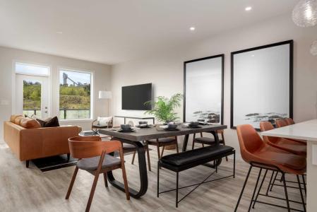 1453 NAA DRIVE SW, Calgary, Alberta T3H 6H7, Canadá