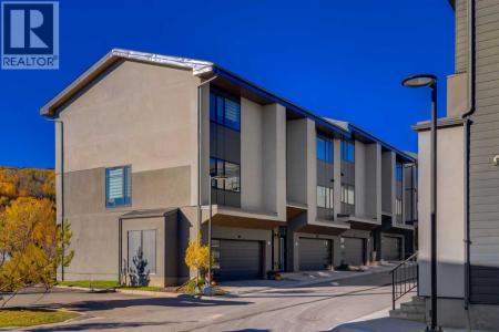 1453 NA'A DRIVE SOUTHWEST, Calgary, Alberta T3H 6H7, Canada