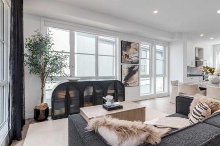 1453 NAA DRIVE SW, Calgary, Alberta T3H 6H7, Canadá