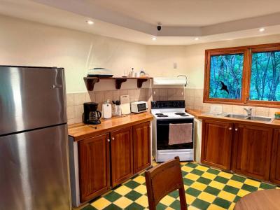 Ciudad Colon , Colón Mora, San José 10701, Коста-Рика