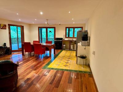 Ciudad Colon , Colón Mora, San José 10701, Коста-Рика