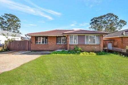 604 Smithfield Road, Prairiewood, NSW 2176, Australia
