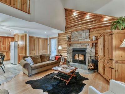 281  Ch. du Lac-aux-Ours, Lac-Supérieur, Quebec J0T 1P0, Canada