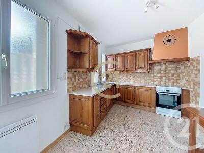 Remoulins, Languedoc-Roussillon 30210, France